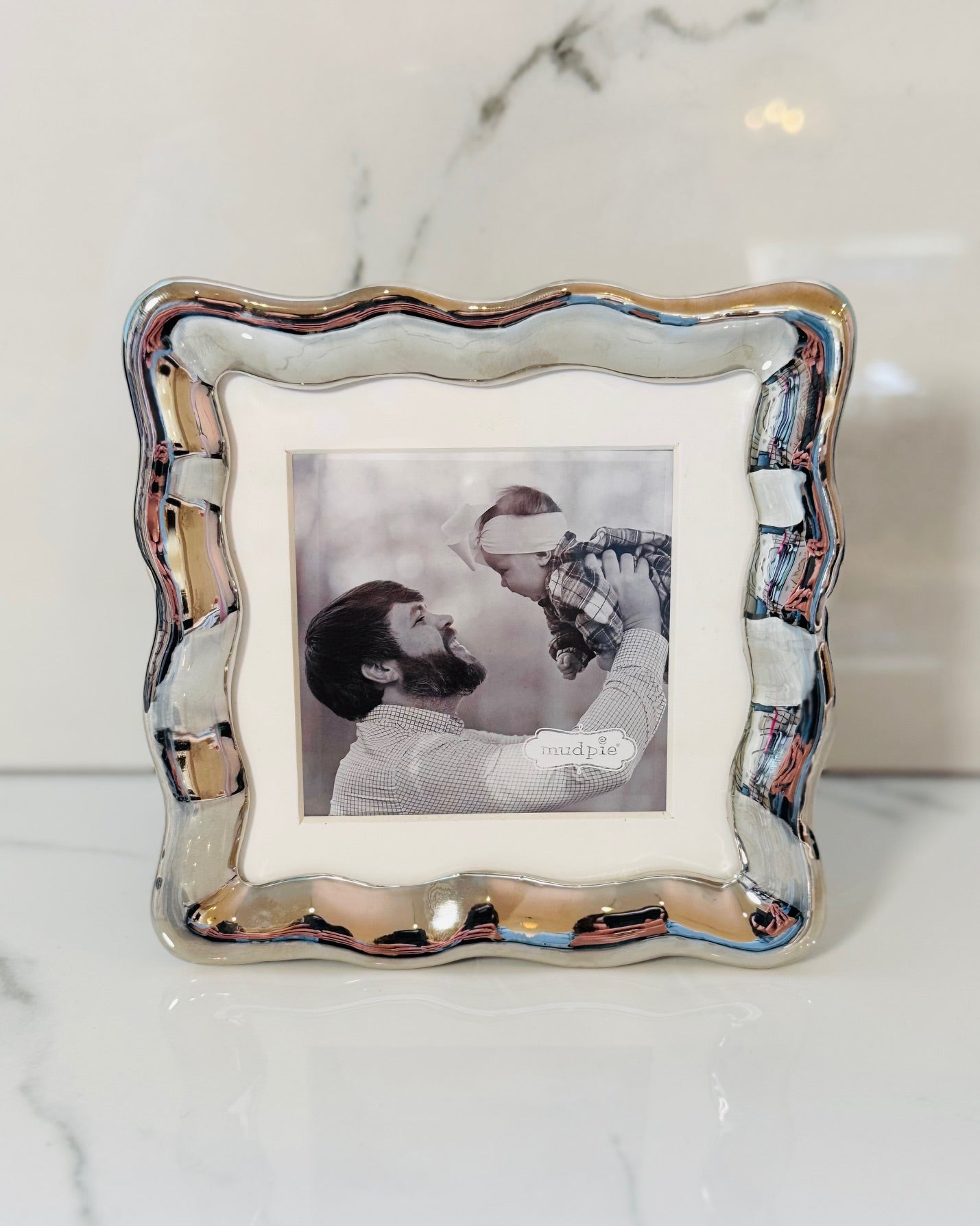 Square Wavy Metal Frame