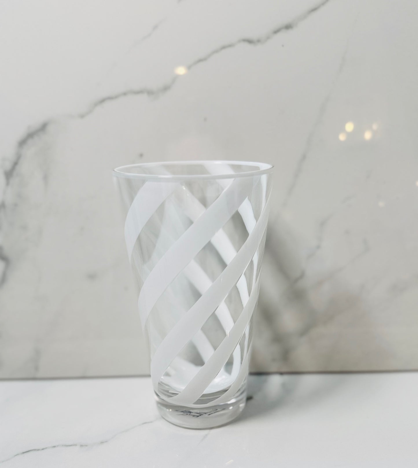 Acrylic White Tumbler (21oz) Glass
