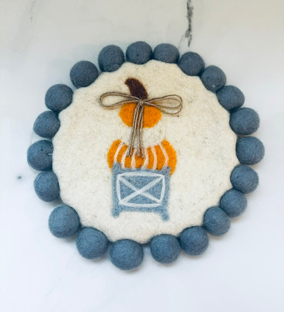 Three Pumpkins Trivet