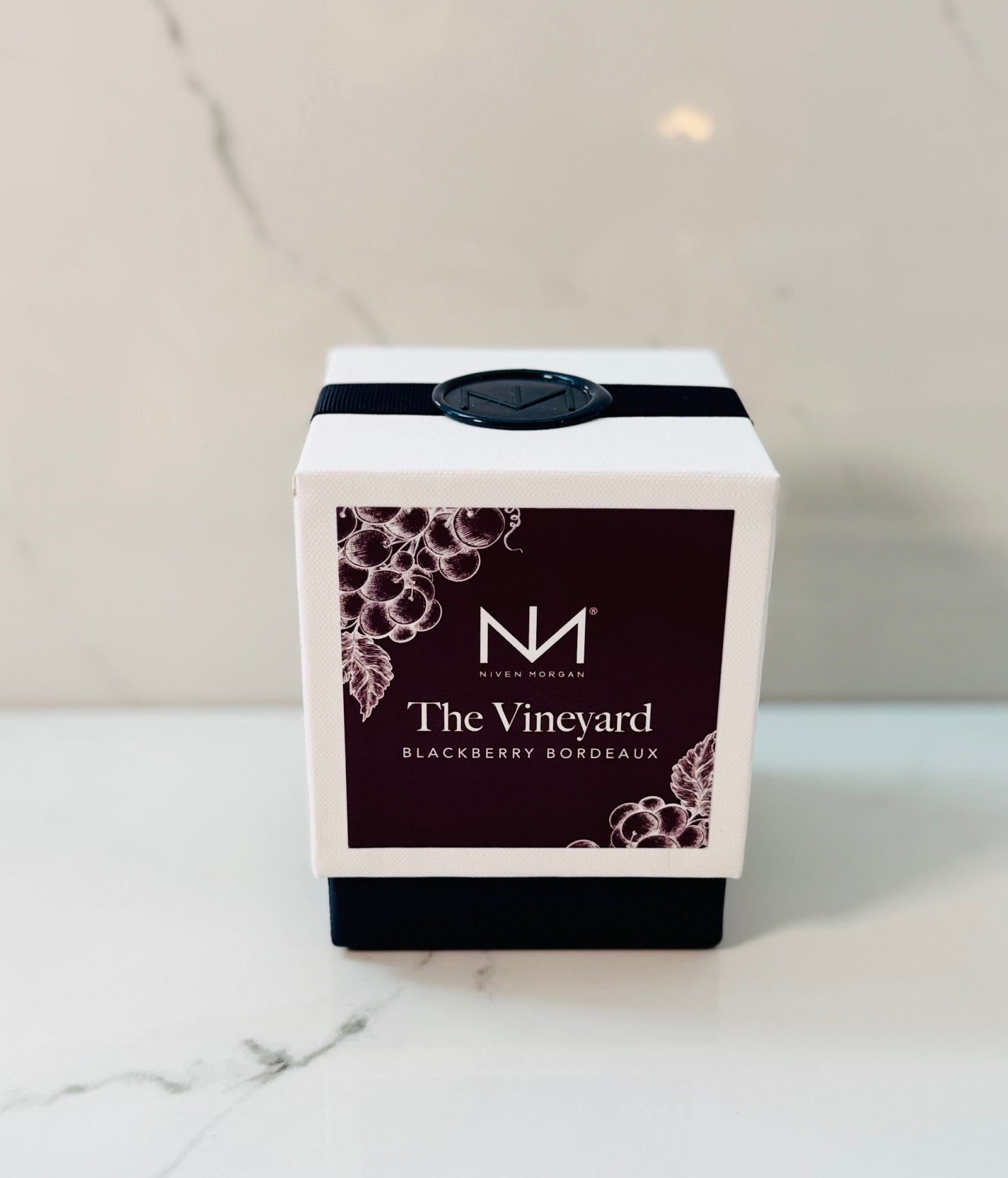 The Vineyard Candle - Blackberry Bordeaux