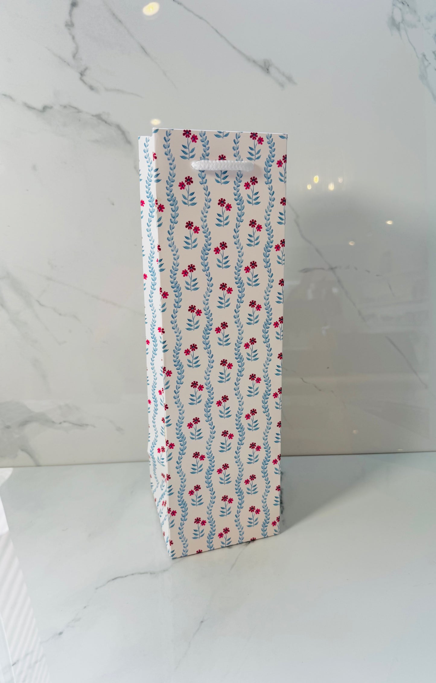 Wine Bag - Blue and Red Flower