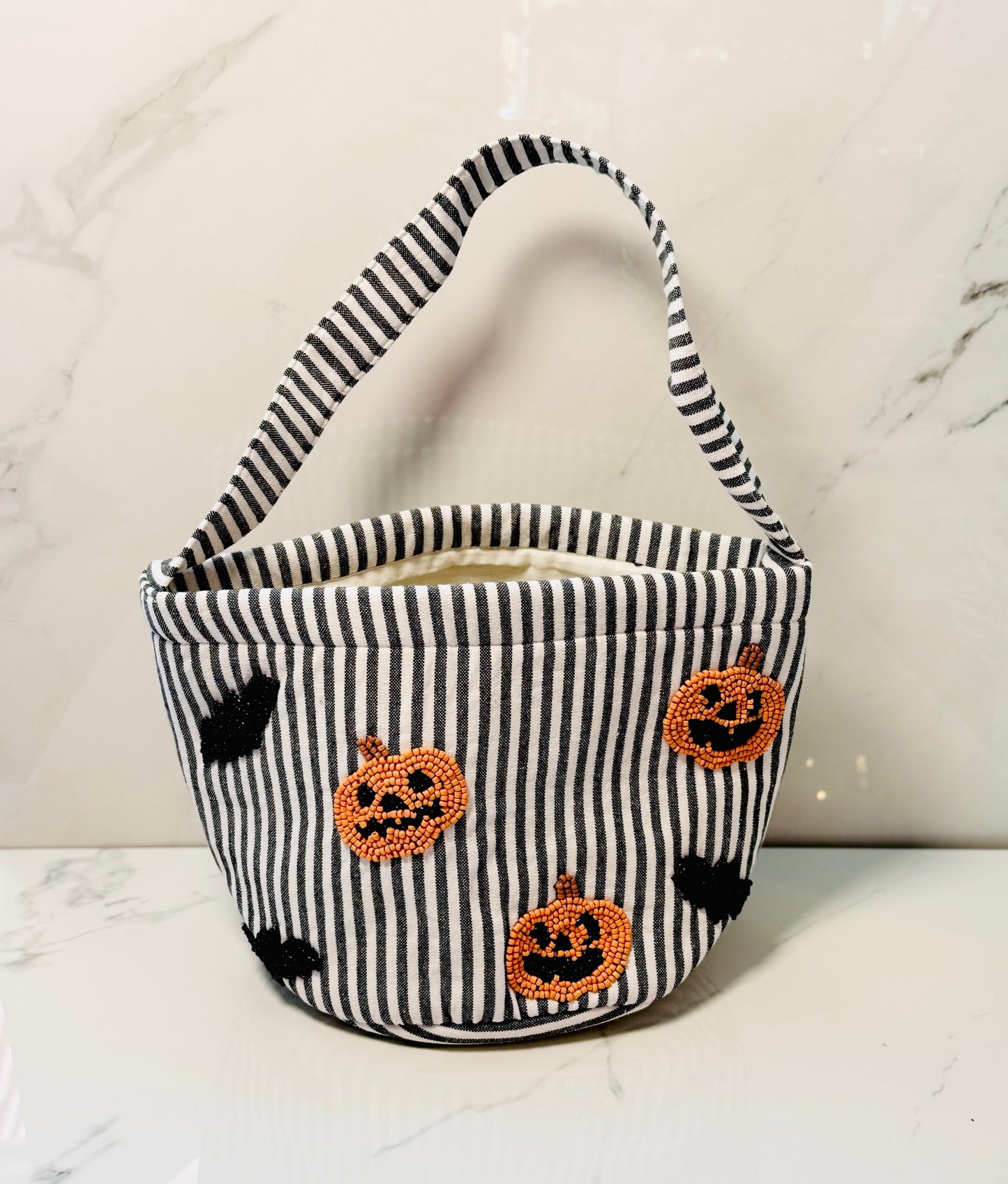 Pumpkin Beaded Halloween Bucket