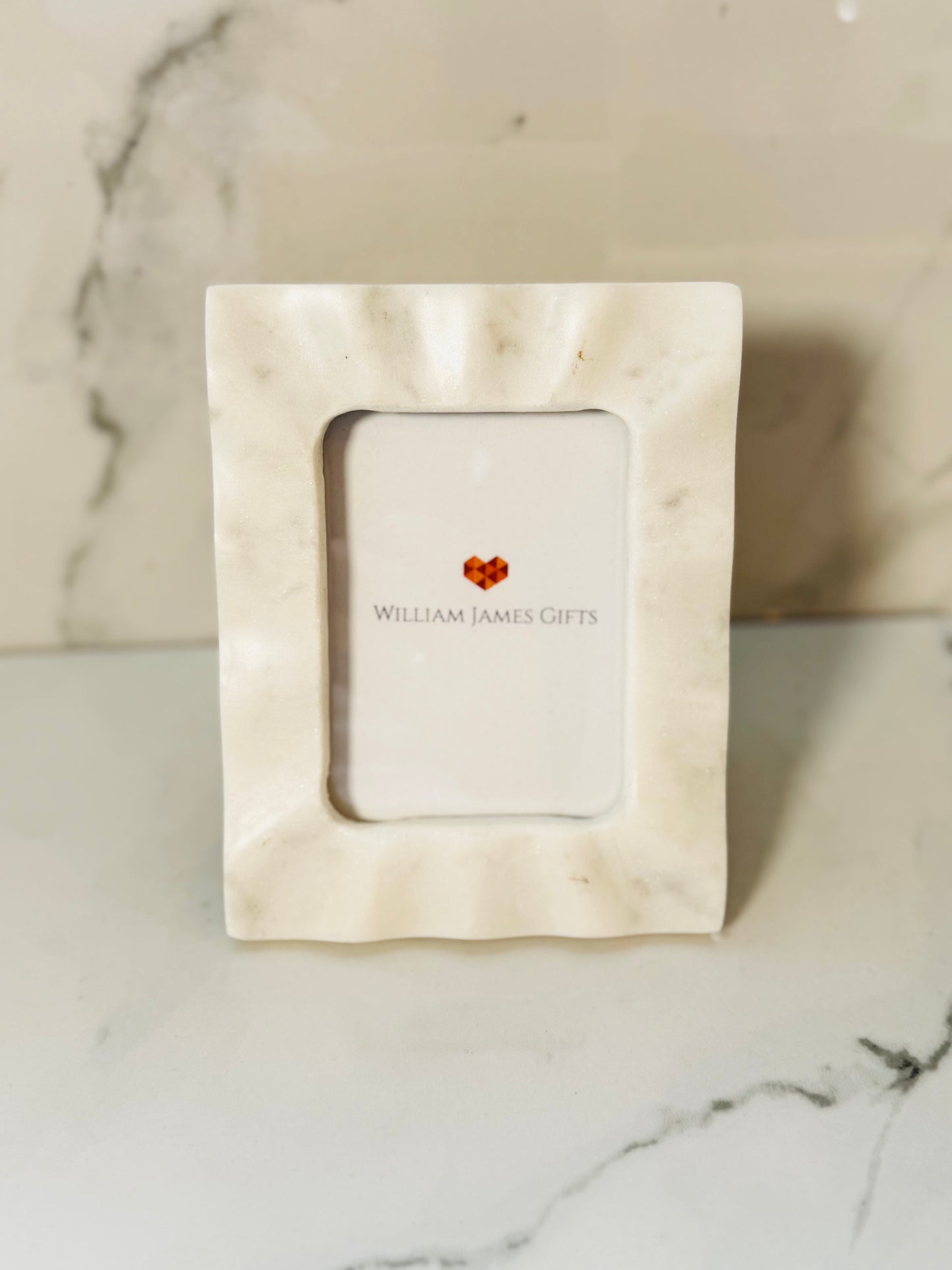 Rectangular Ruffled Marble Photo Frame