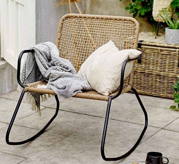 Knit Throw with Fringe